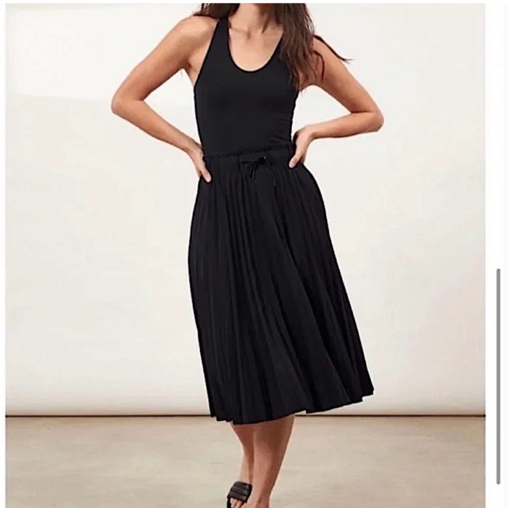 Athleta Black Hayes Pleated Midi Skirt